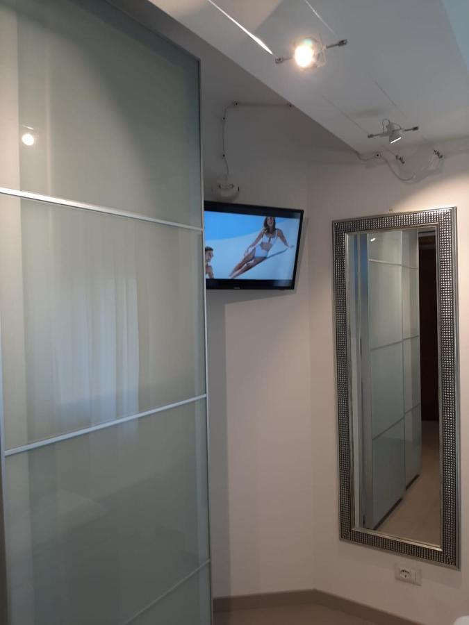בלגירטה Bmp Apartment Gioiosa 1 Terrazza Vista Lago מראה חיצוני תמונה