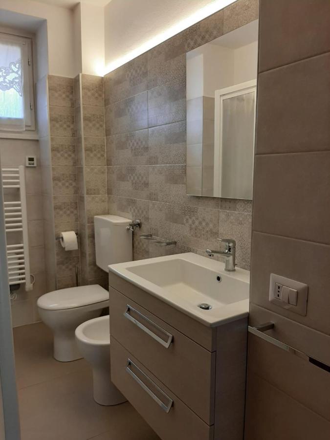 בלגירטה Bmp Apartment Gioiosa 1 Terrazza Vista Lago מראה חיצוני תמונה